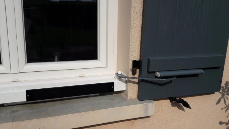 Volets composite motorisés : confort, sécurité et modernité